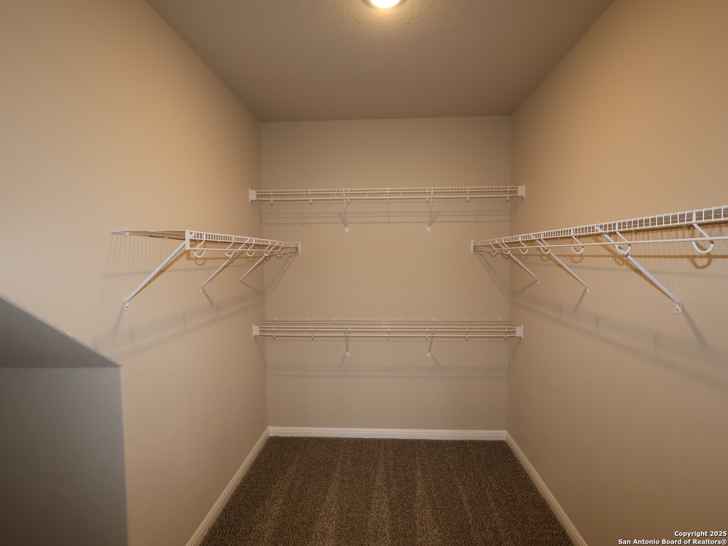 property viewer photo 11