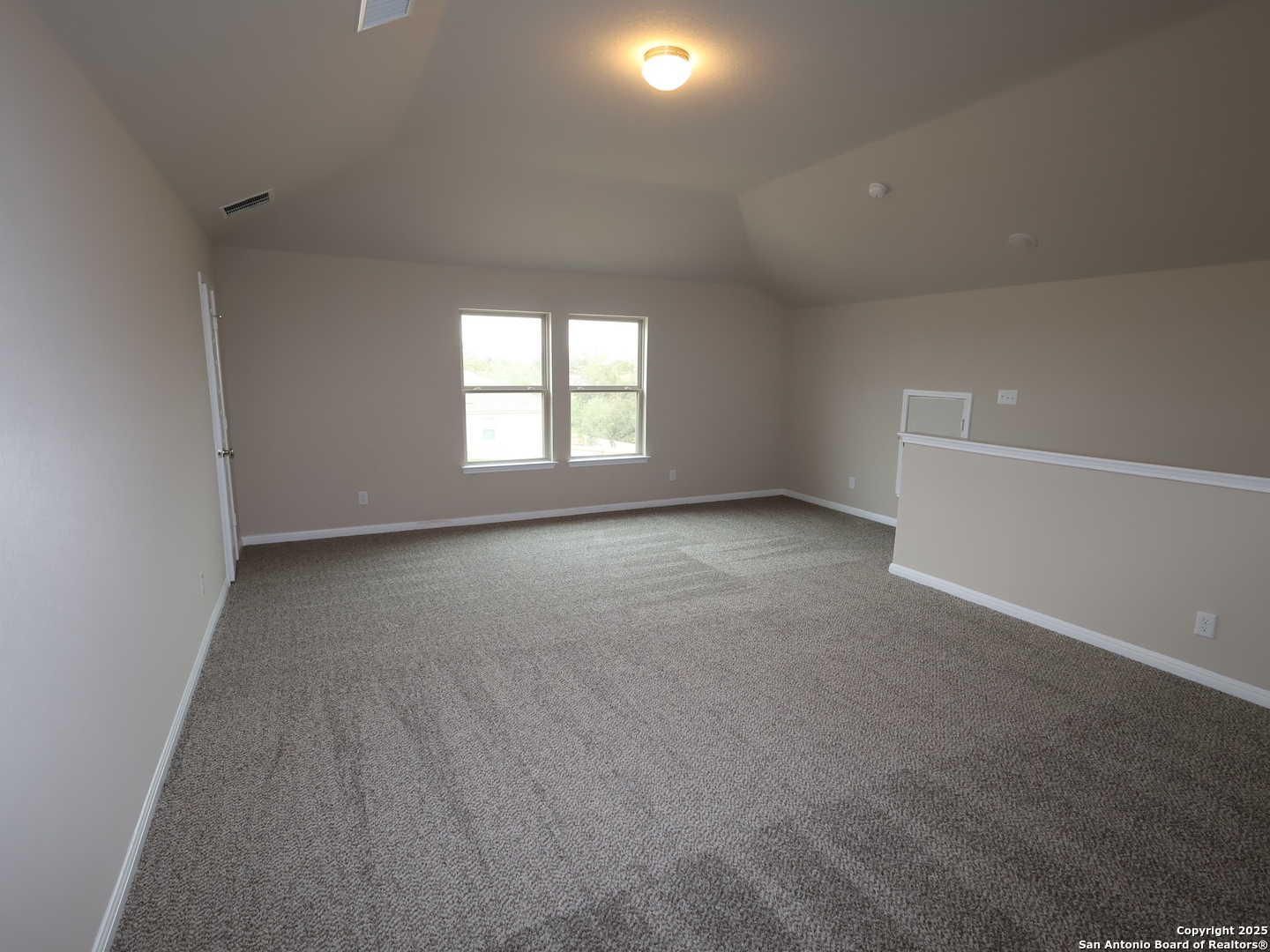 property viewer photo 12