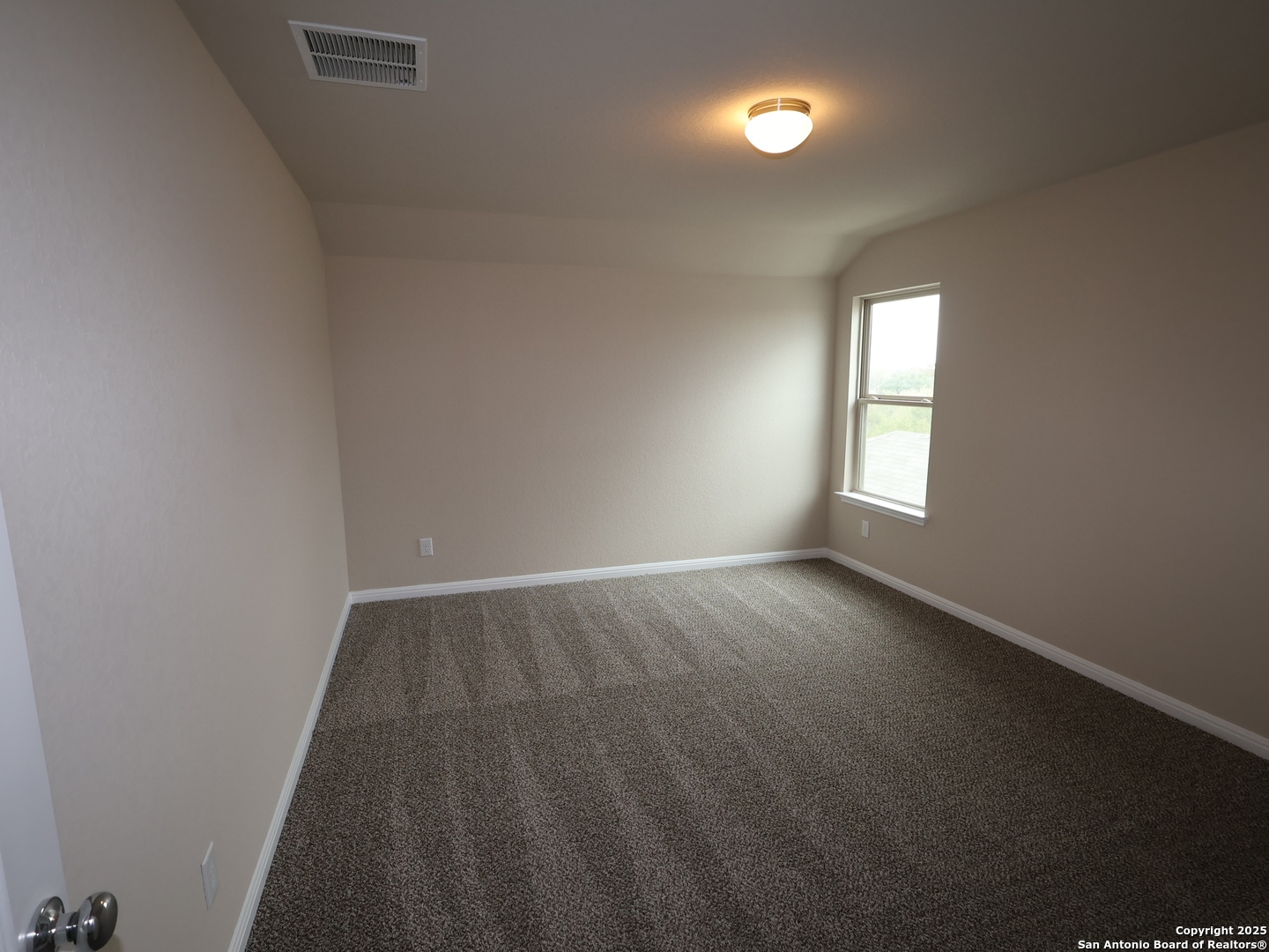 property viewer photo 15