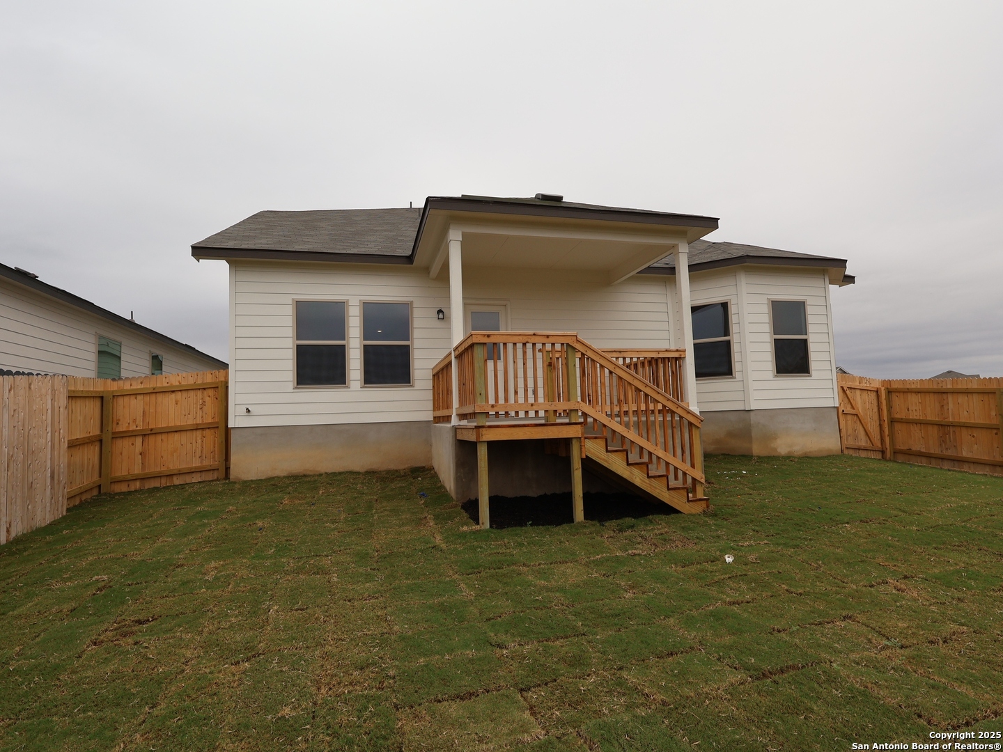 property viewer photo 21
