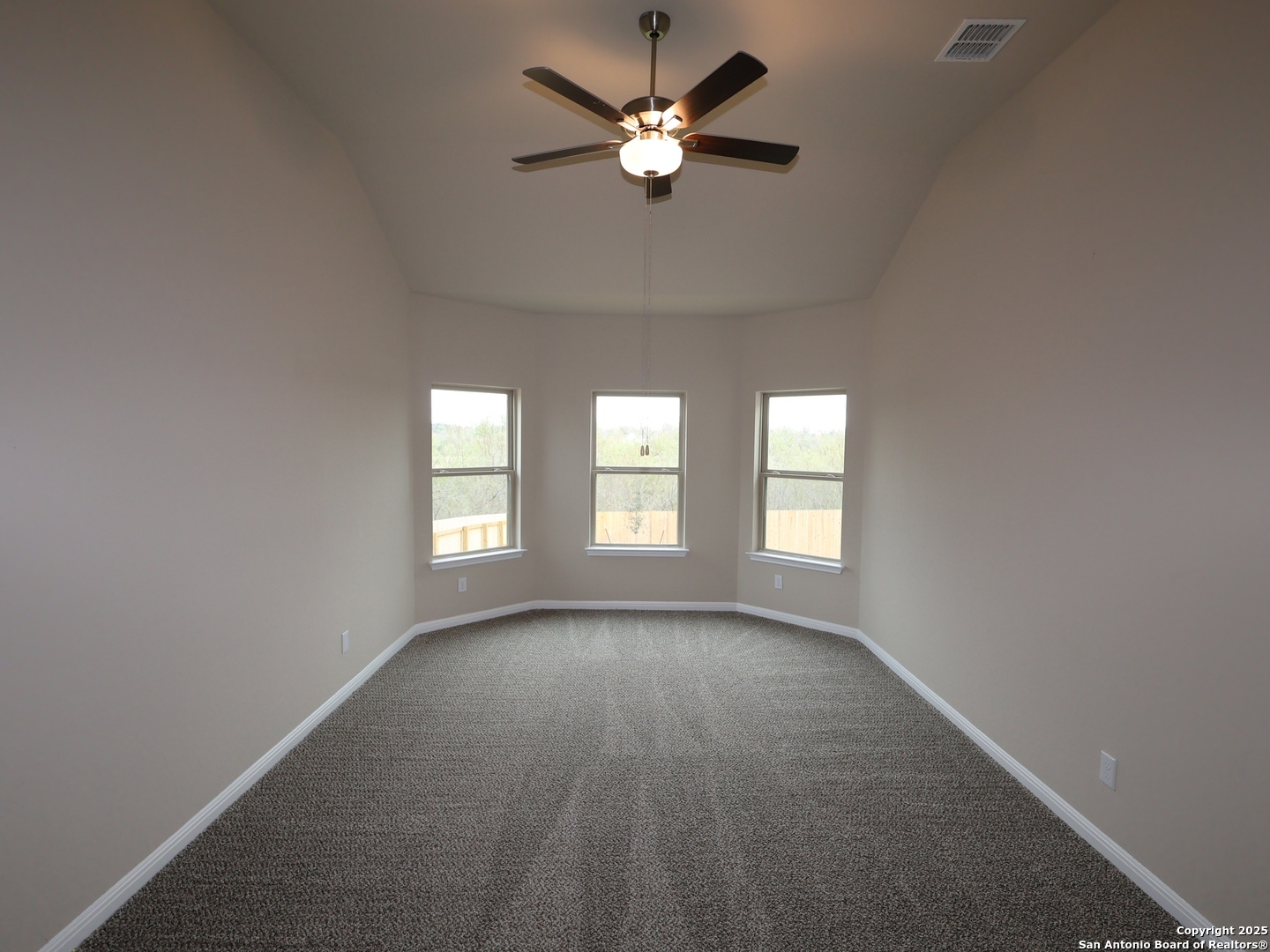 property viewer photo 8