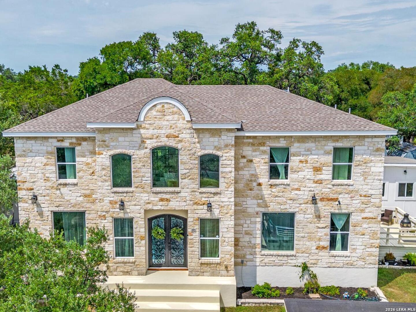 main property photo 22