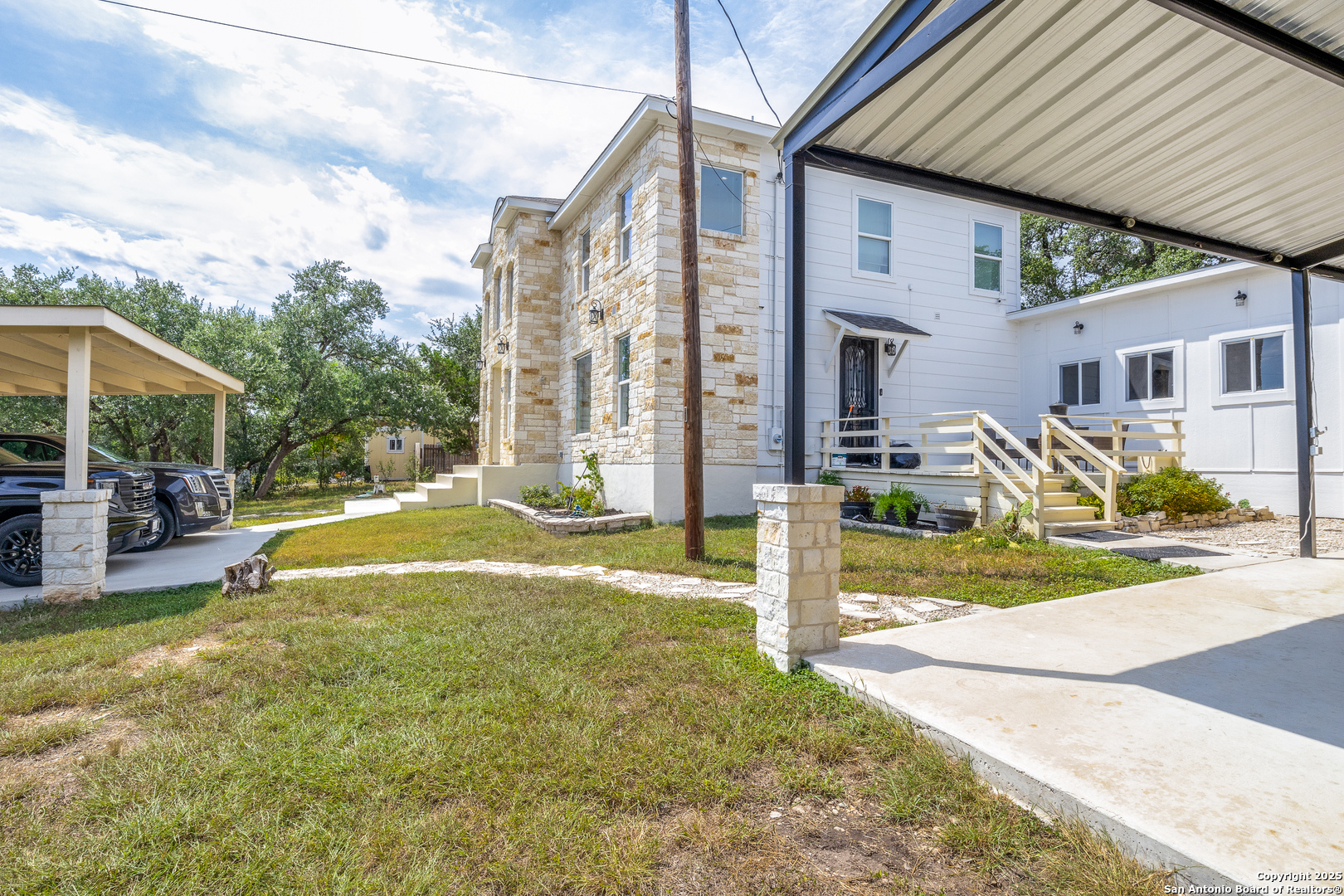 main property photo 25
