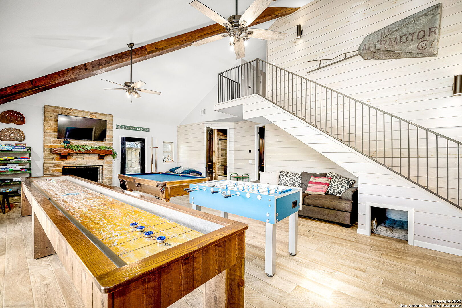 main property photo 26