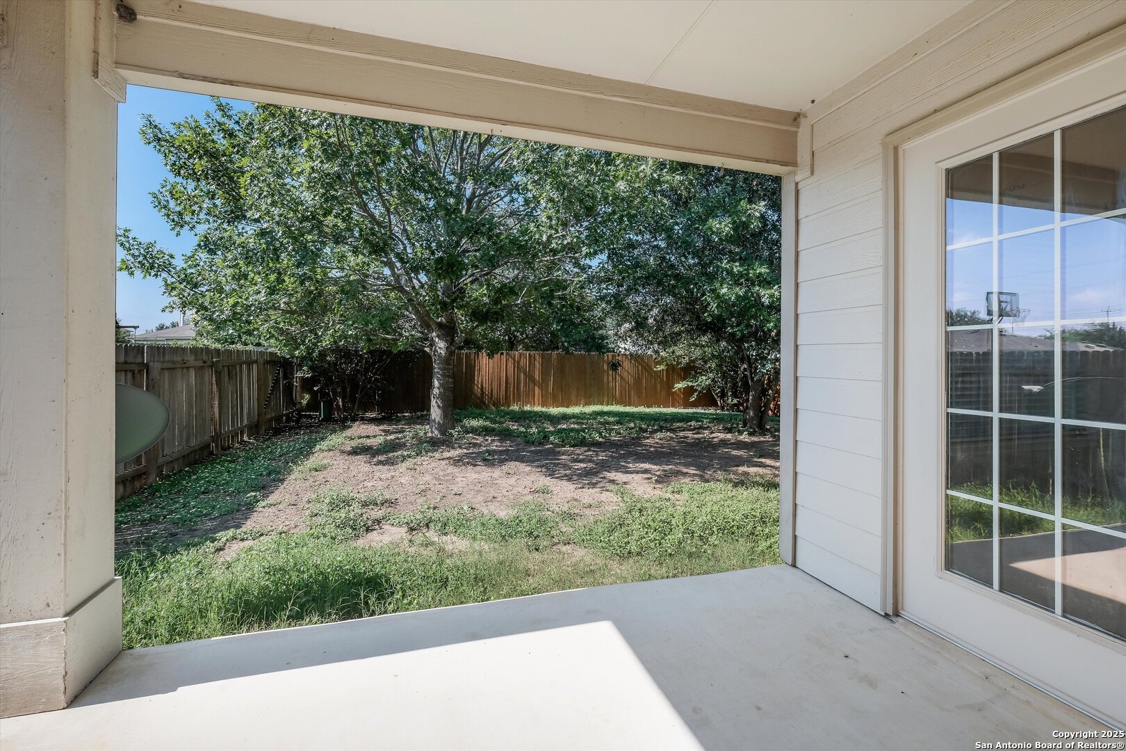 property viewer photo 17