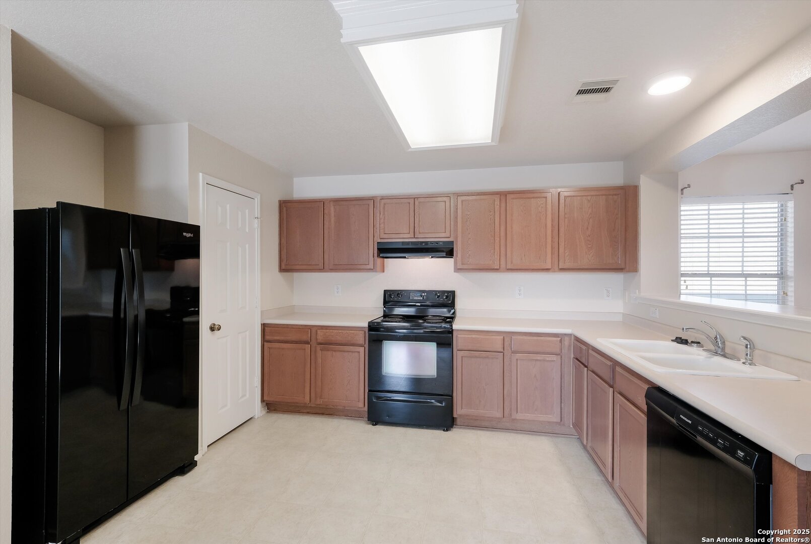 property viewer photo 5