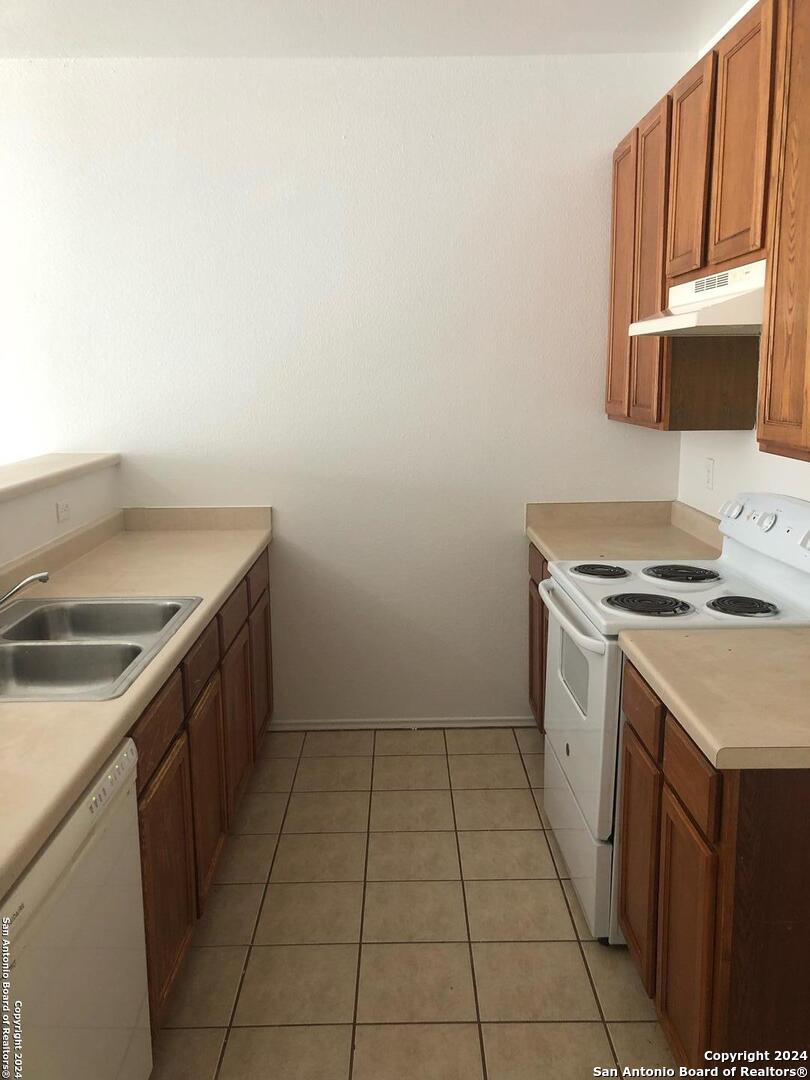 property viewer photo 3