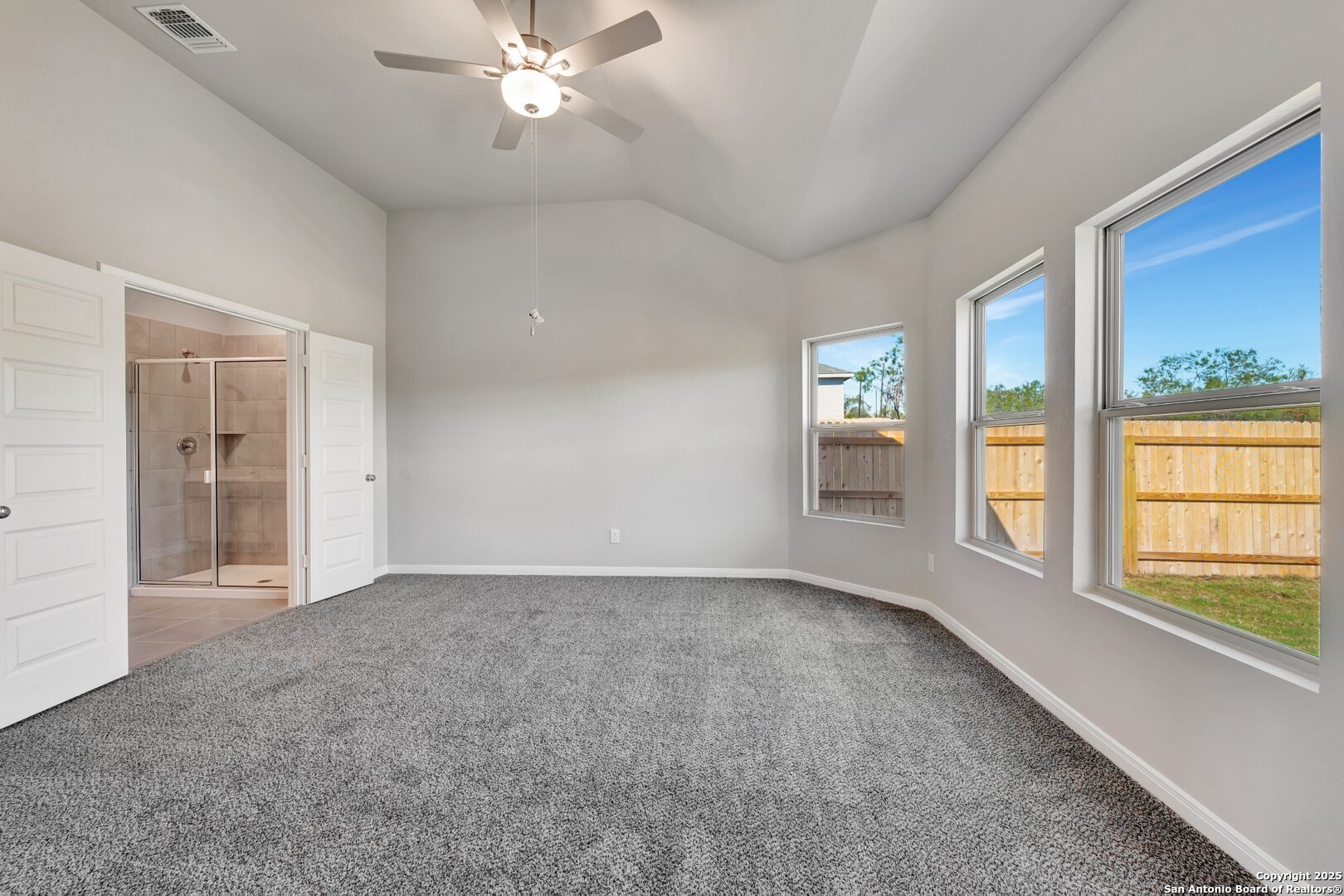 property viewer photo 10