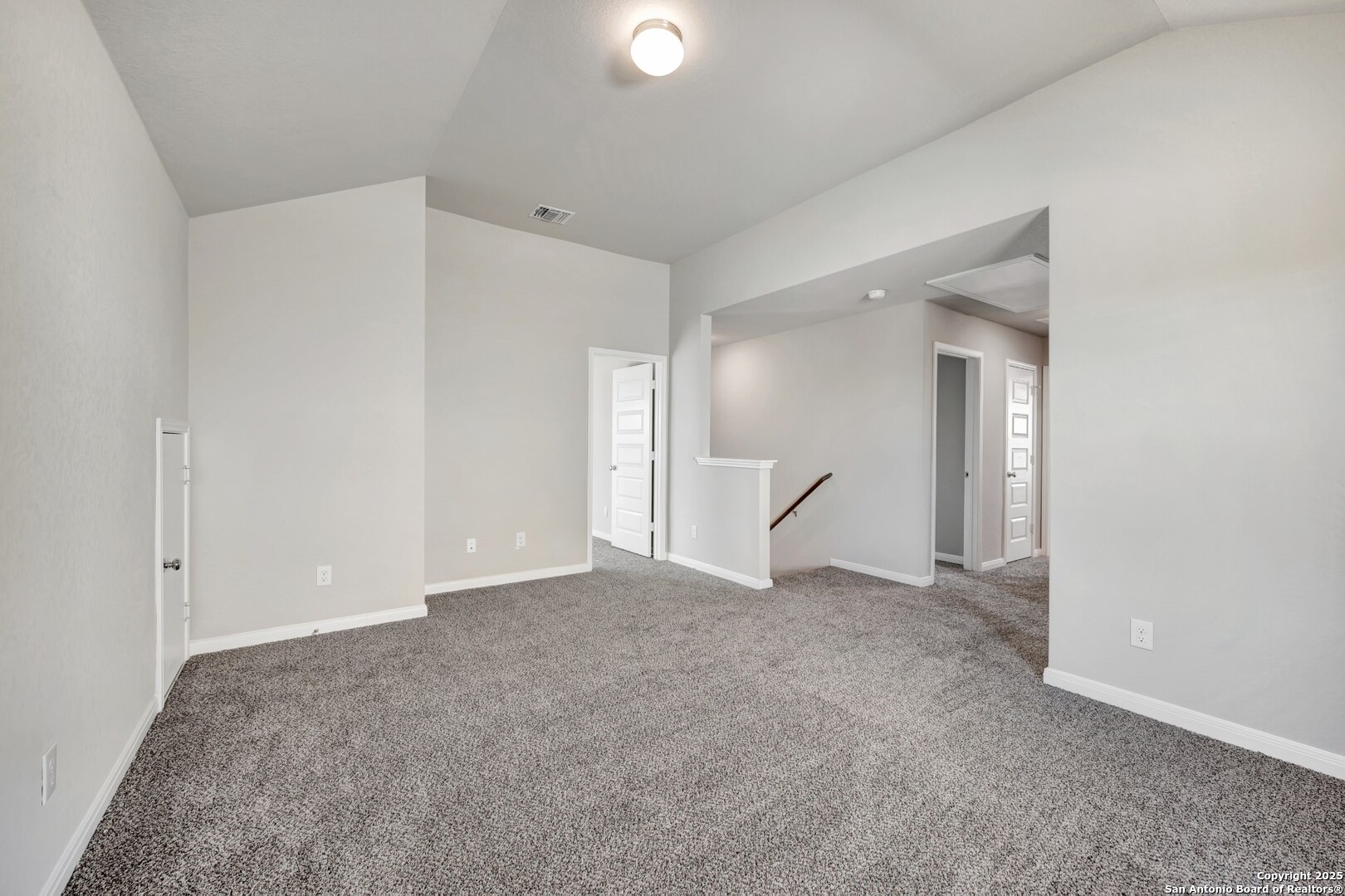 property viewer photo 26
