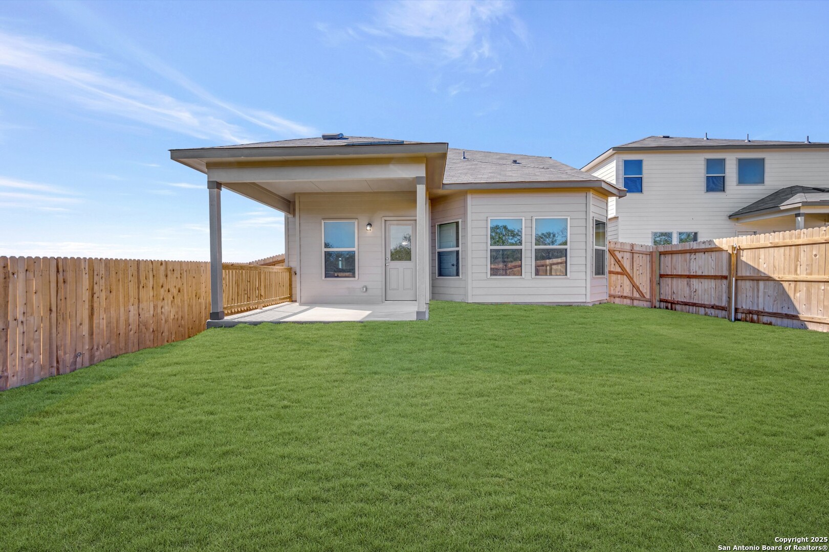 property viewer photo 42