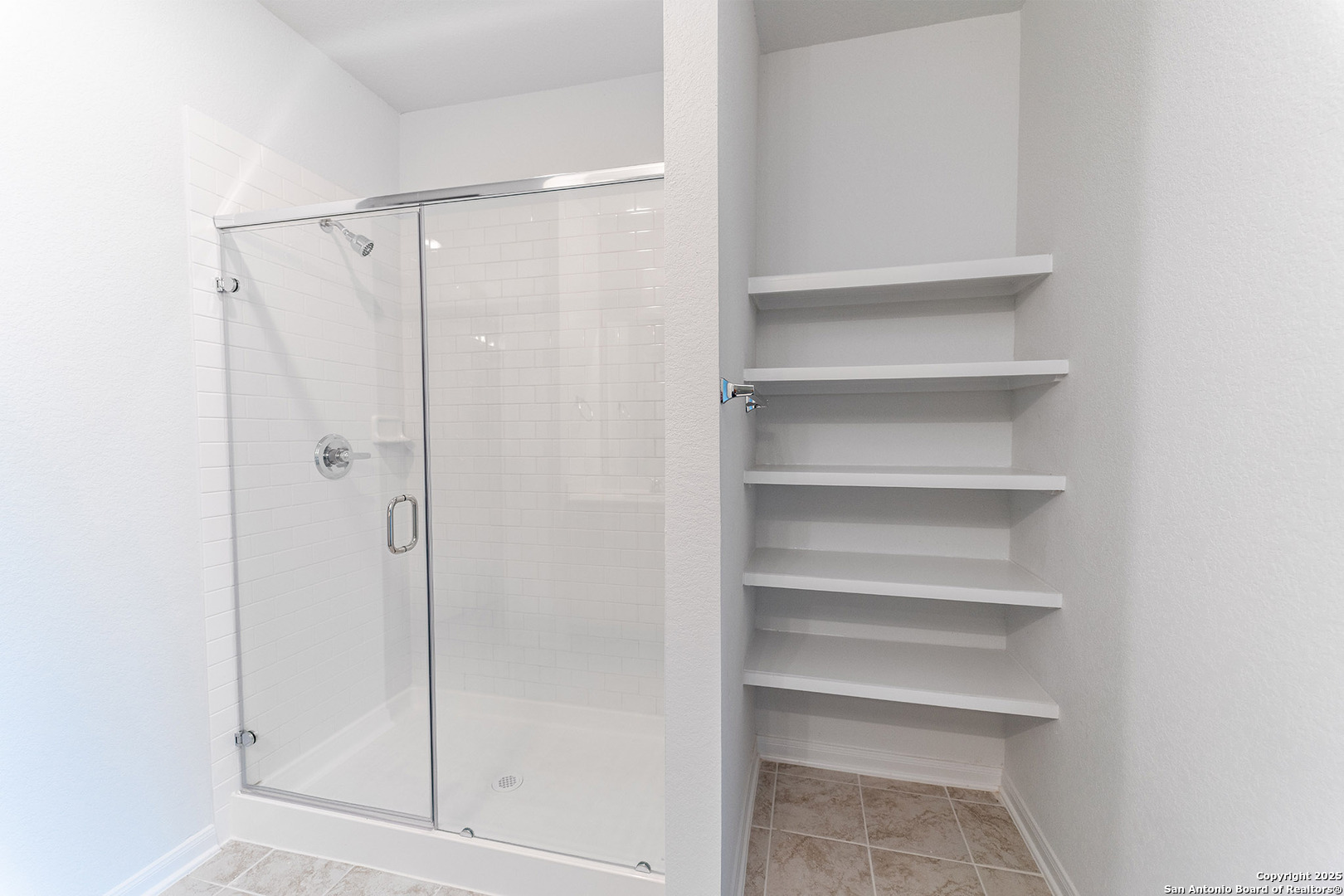 property viewer photo 10