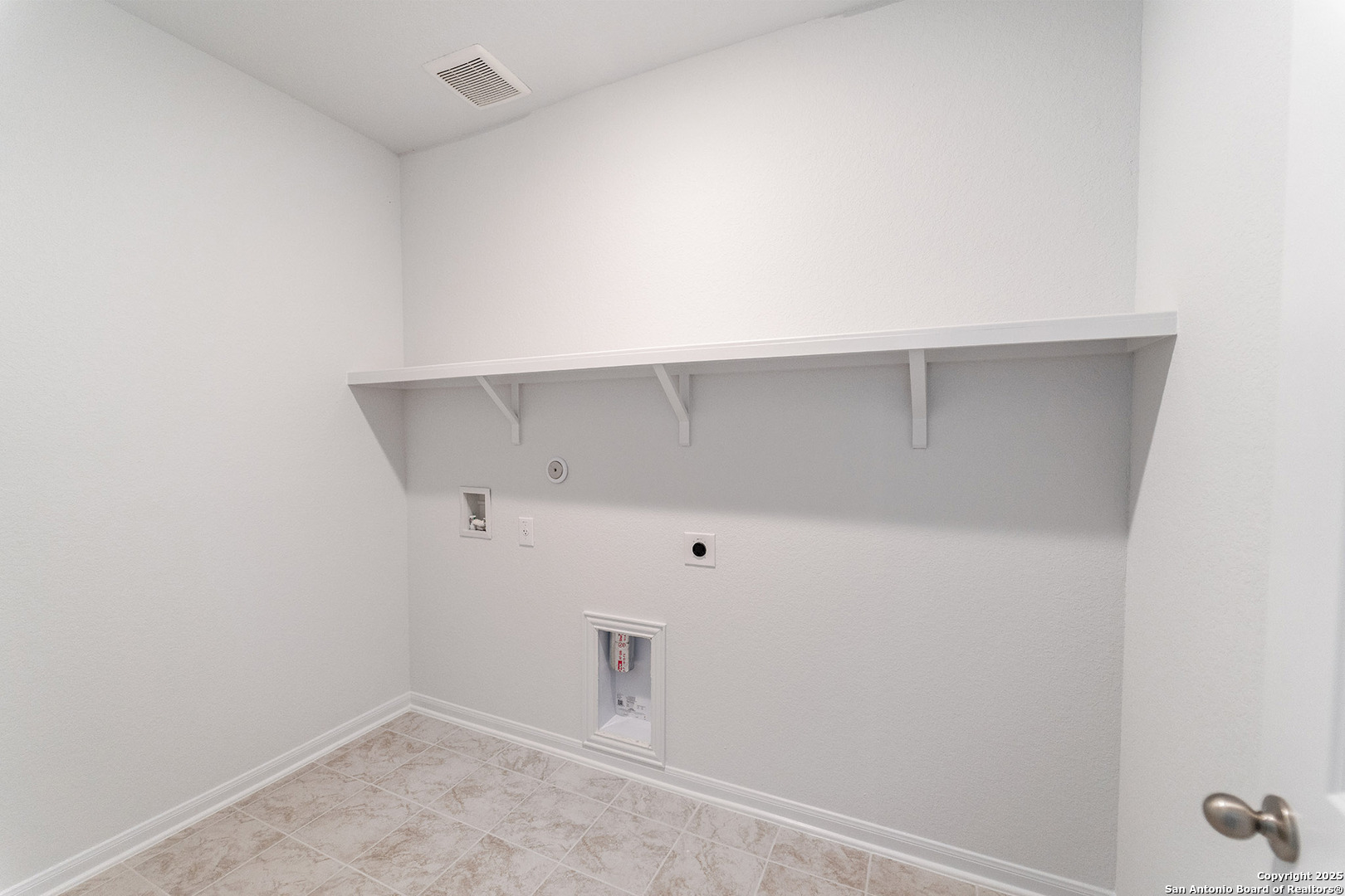 property viewer photo 20