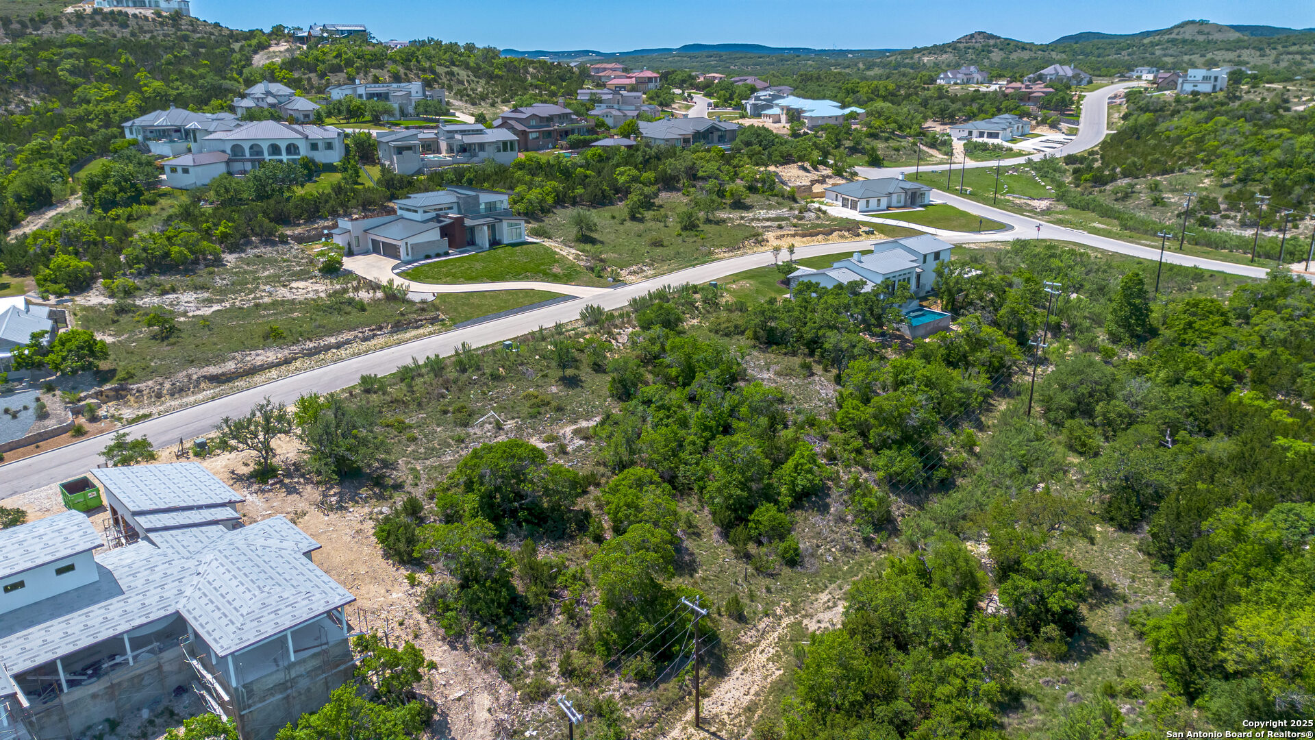 main property photo 10