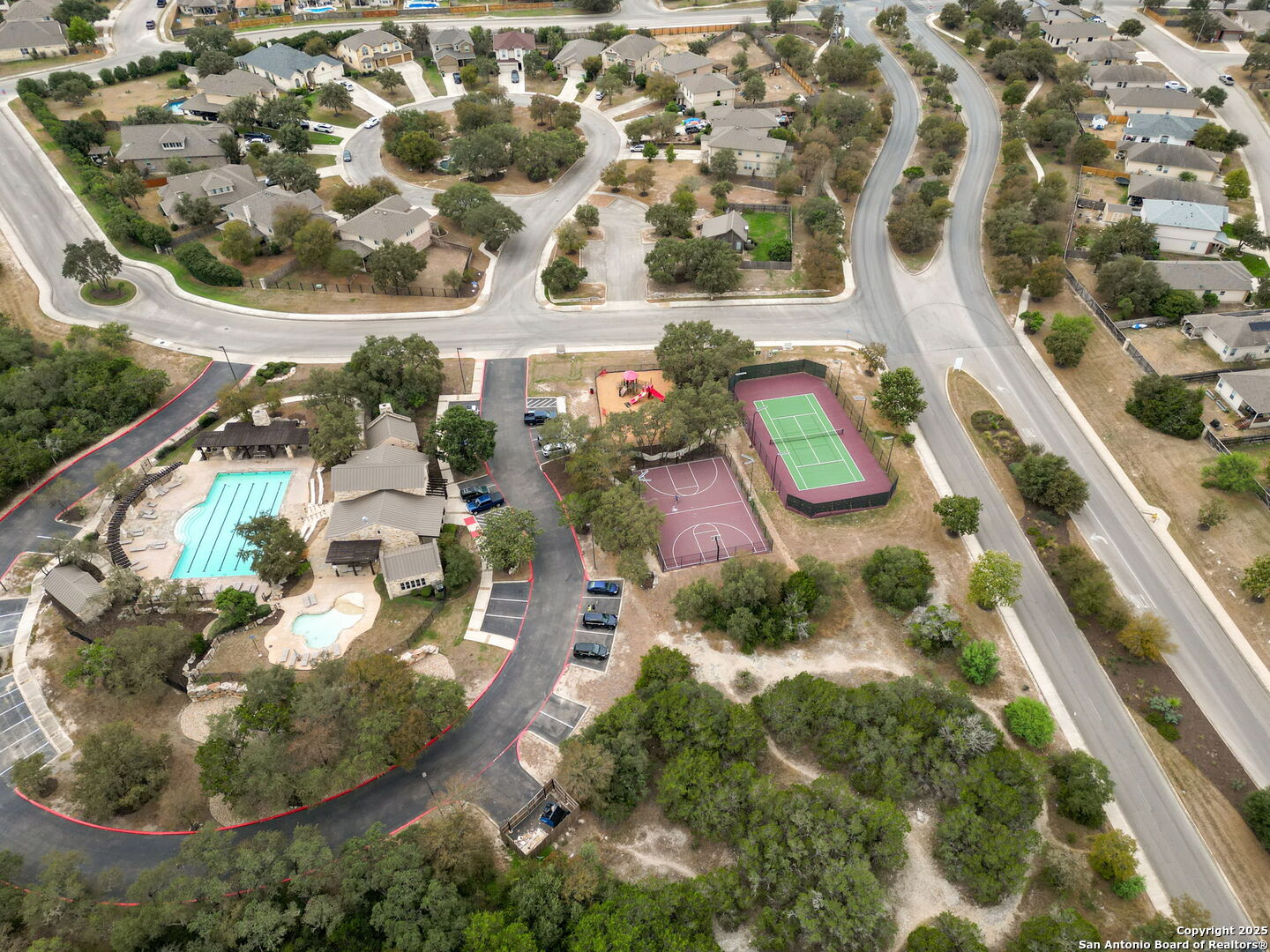 main property photo 36