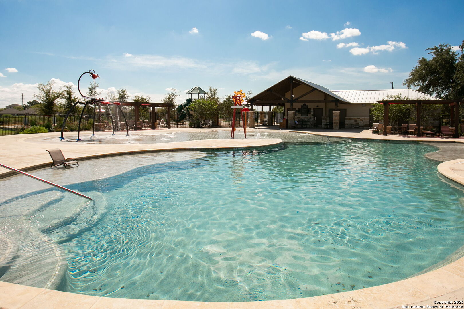 main property photo 39