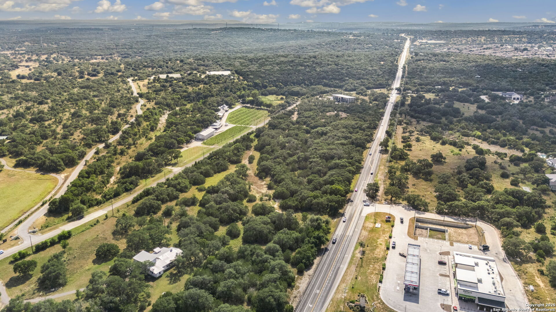 main property photo 14