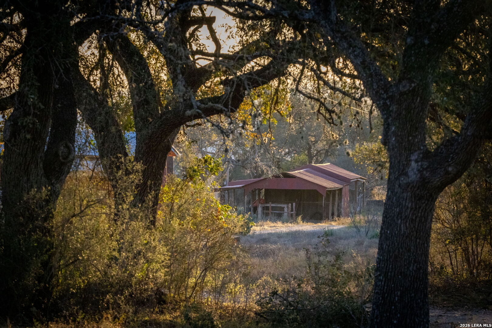 main property photo 14