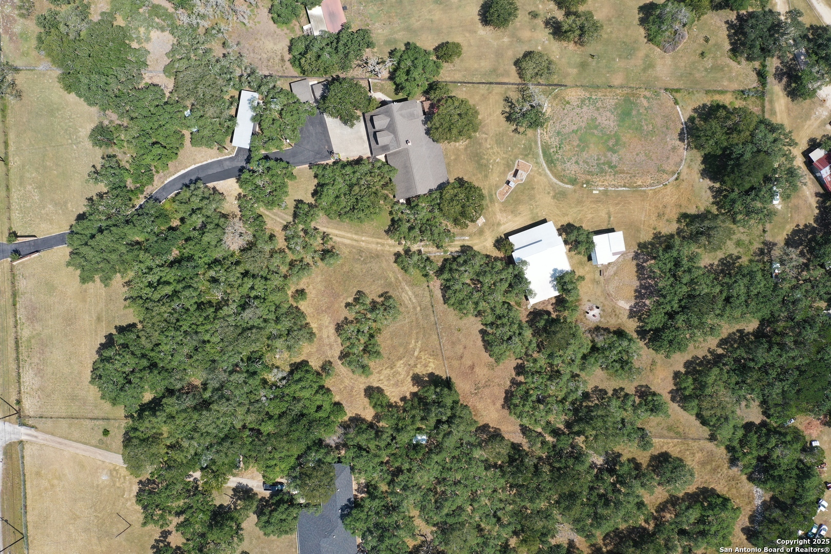 main property photo 48