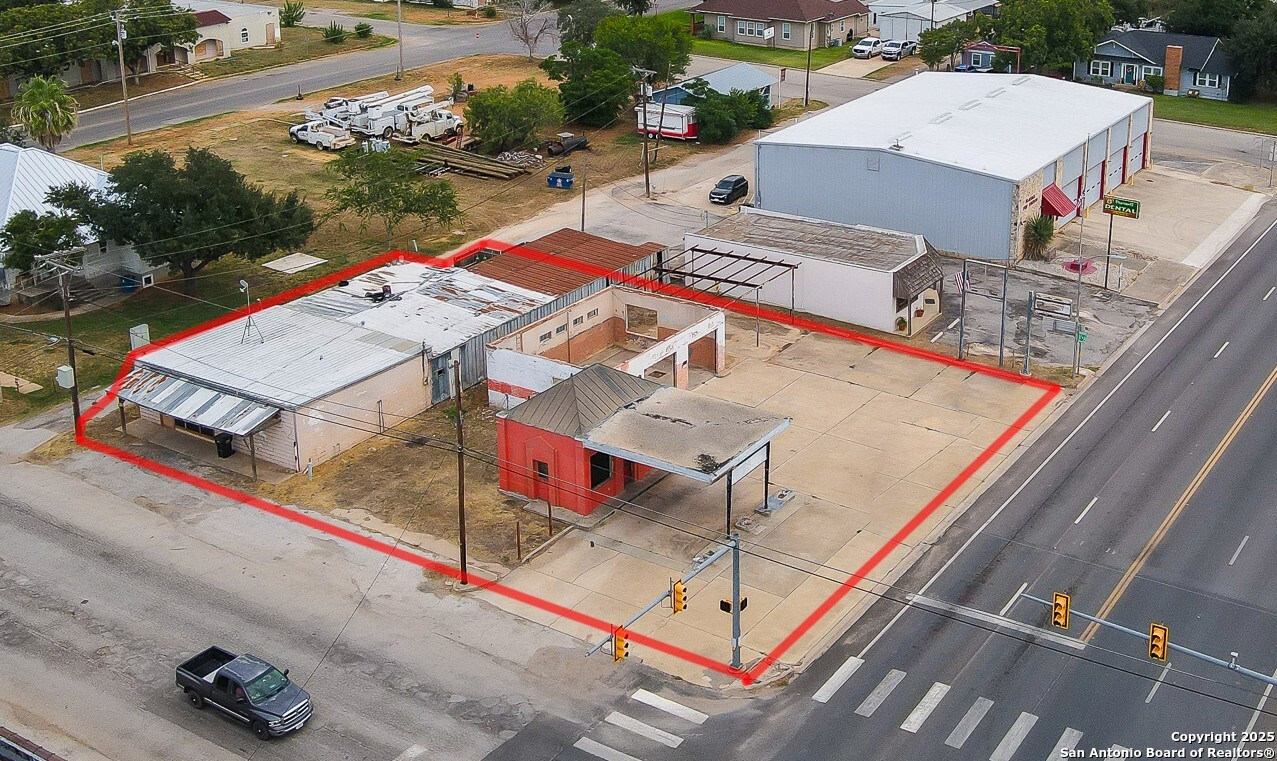 main property photo 3