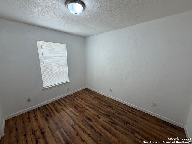 property viewer photo 5