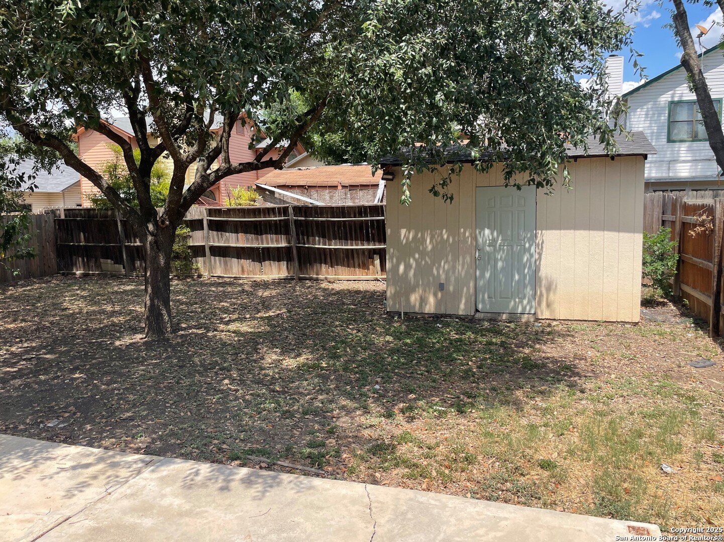 property viewer photo 21