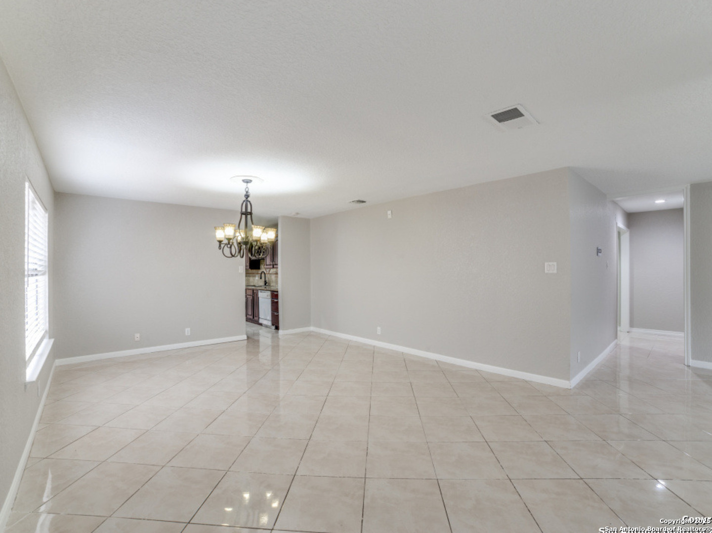 property viewer photo 4