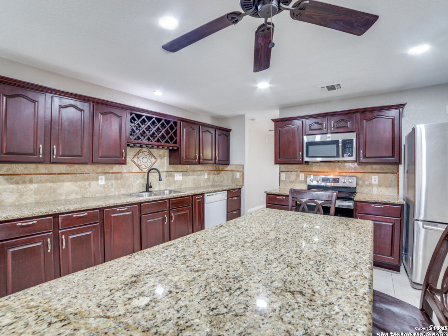 property viewer photo 9