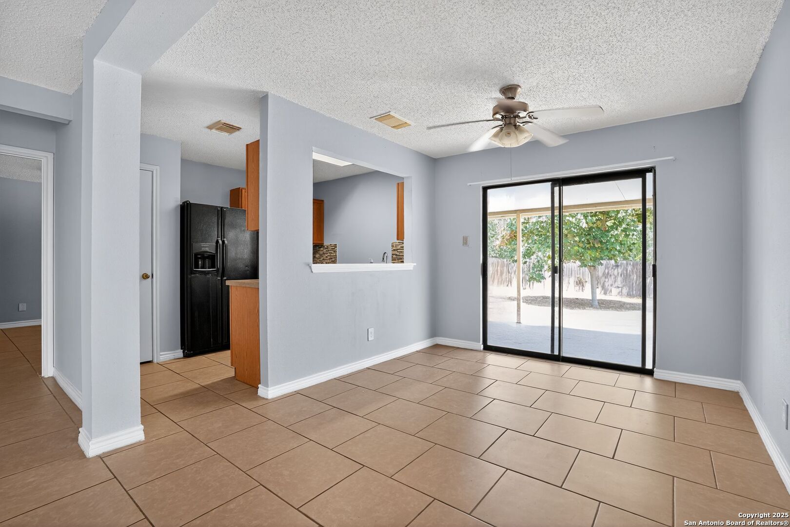 property viewer photo 10