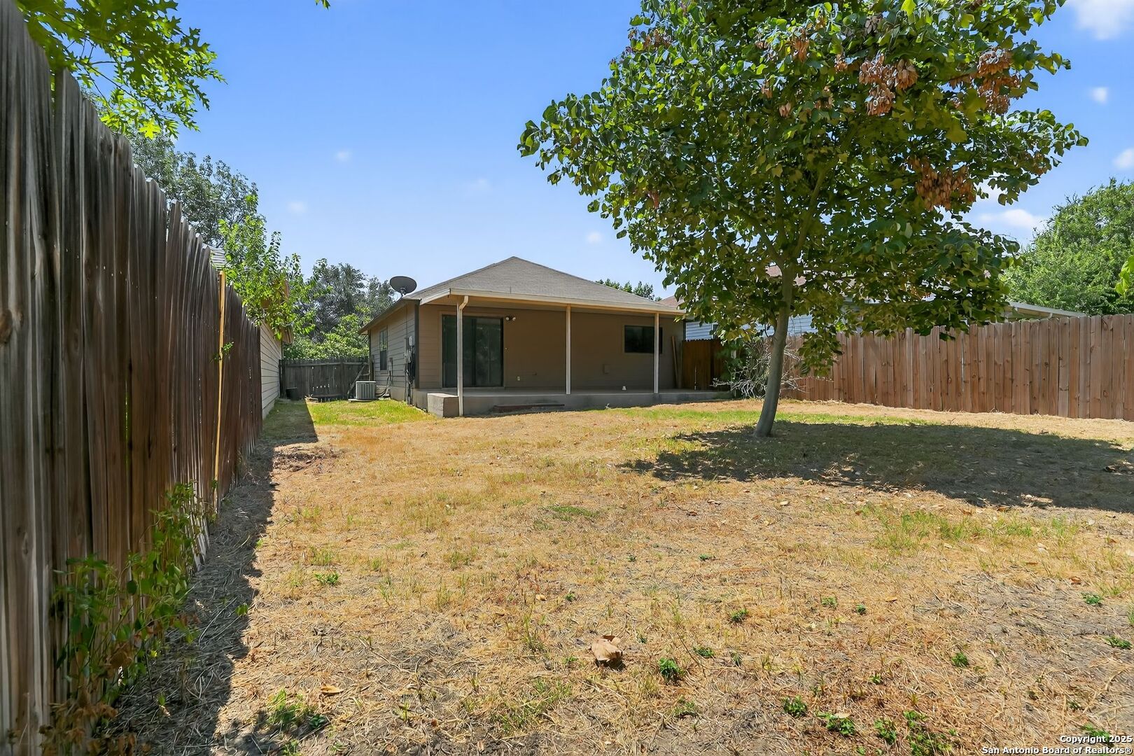 property viewer photo 15