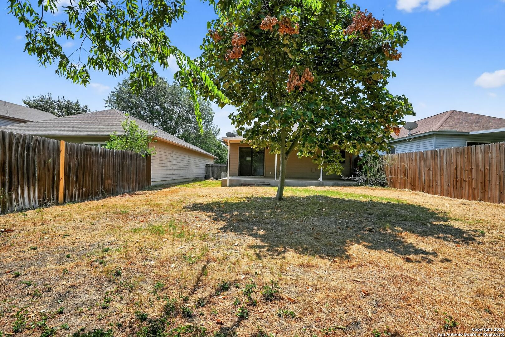 property viewer photo 16