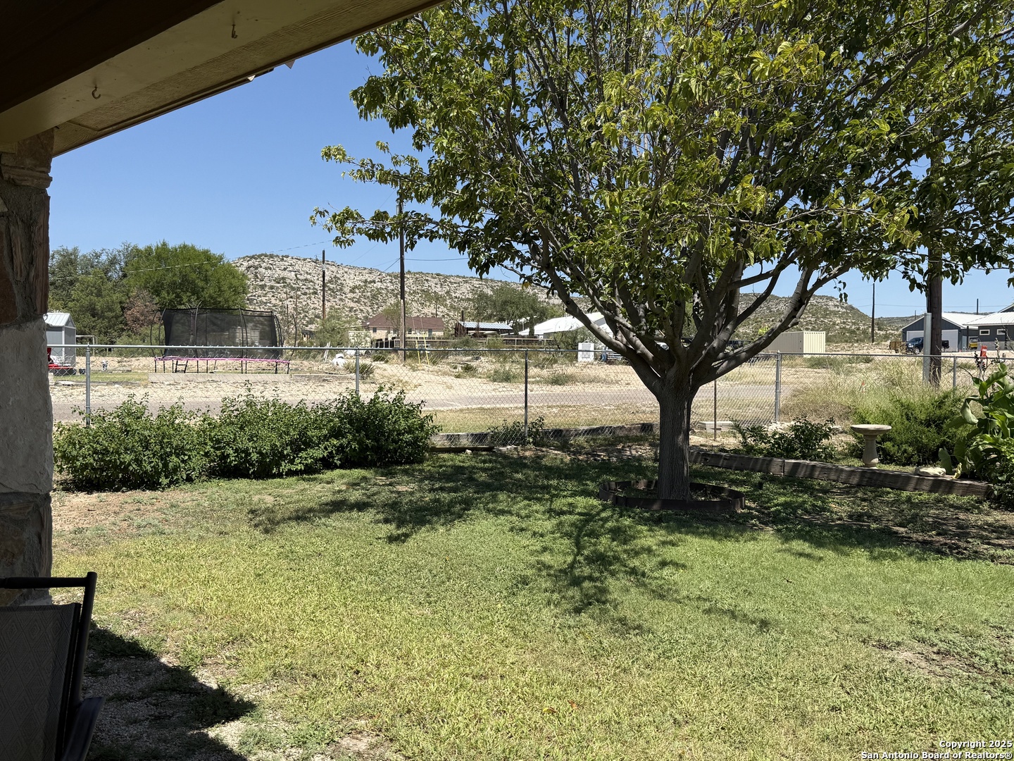 main property photo 29