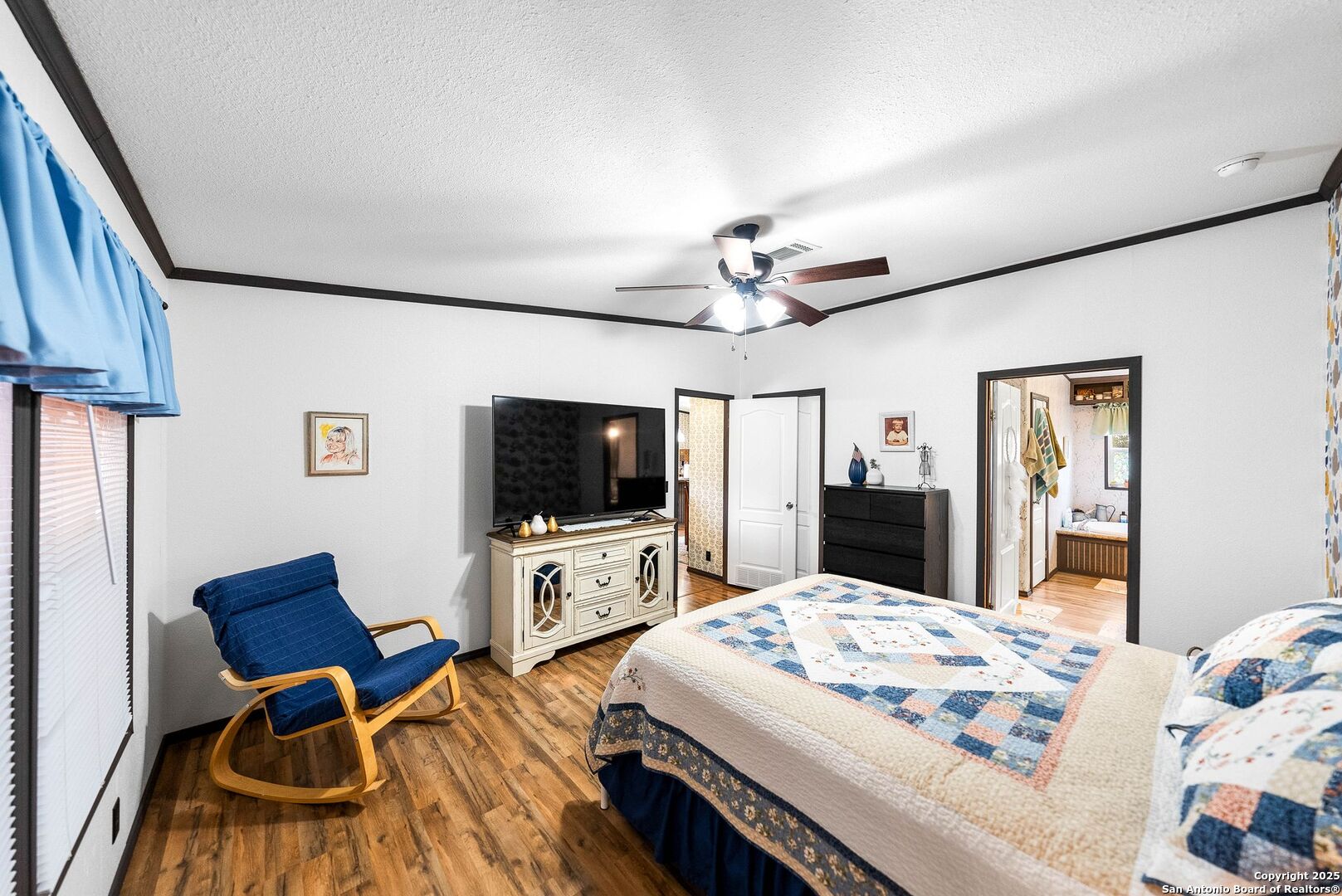 main property photo 20