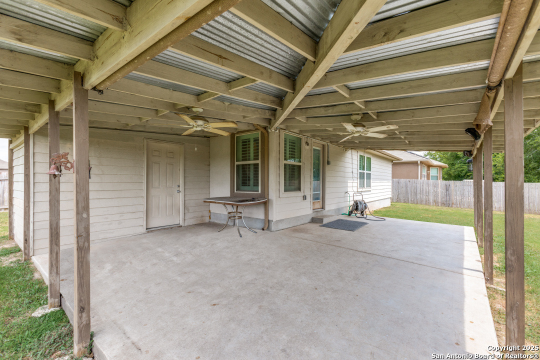 main property photo 18