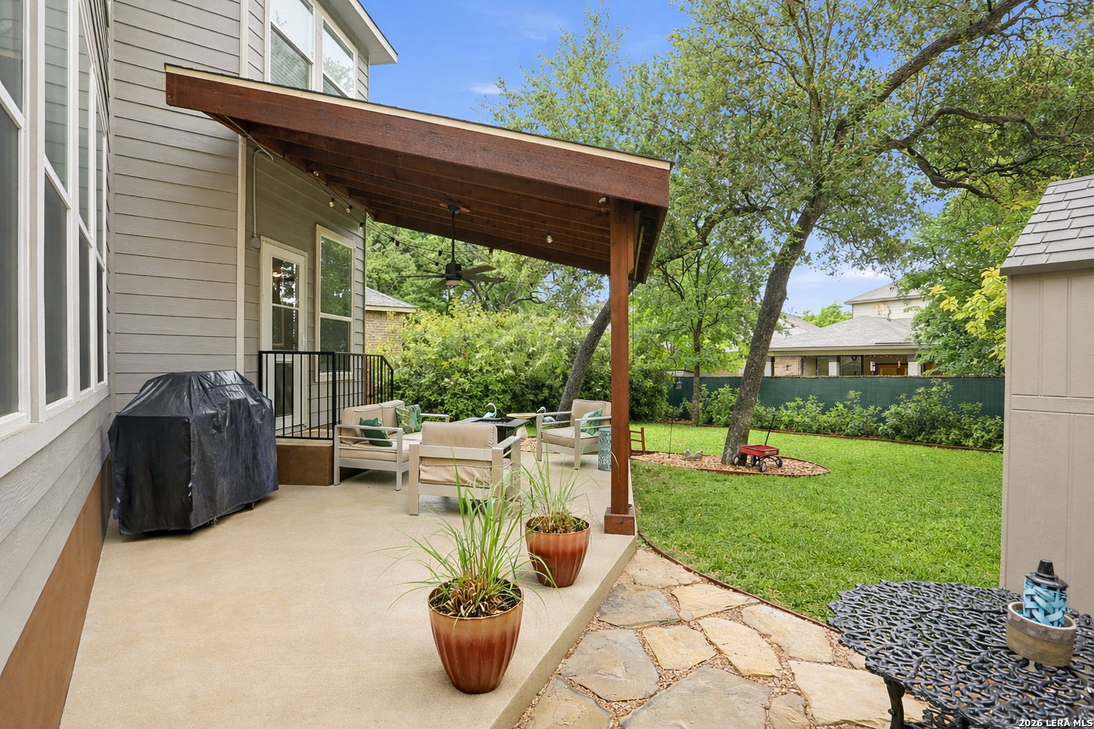 main property photo 41