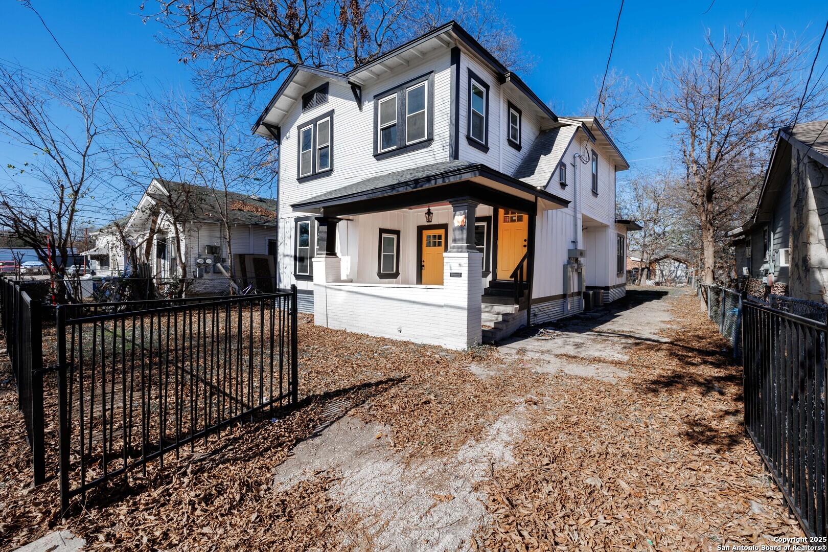 main property photo 1