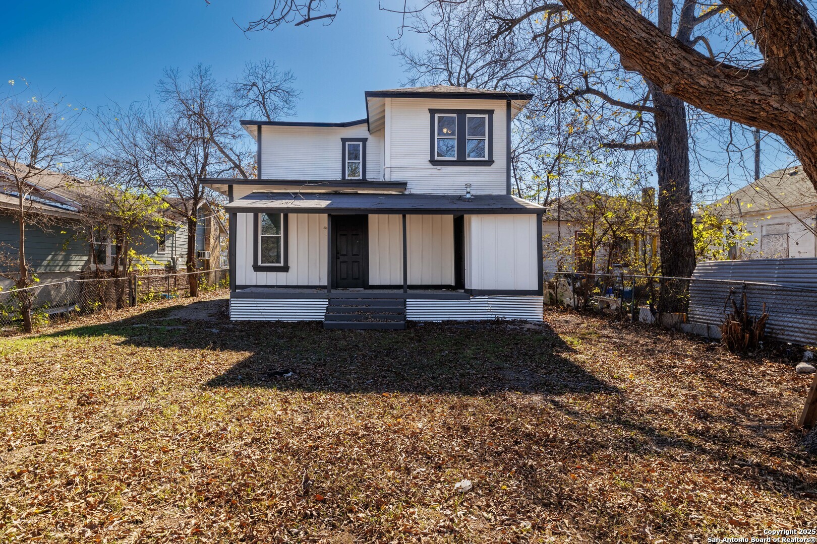 main property photo 37