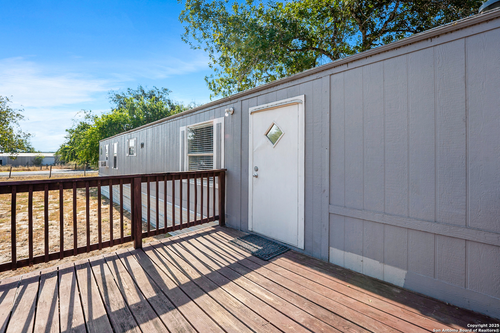 main property photo 12