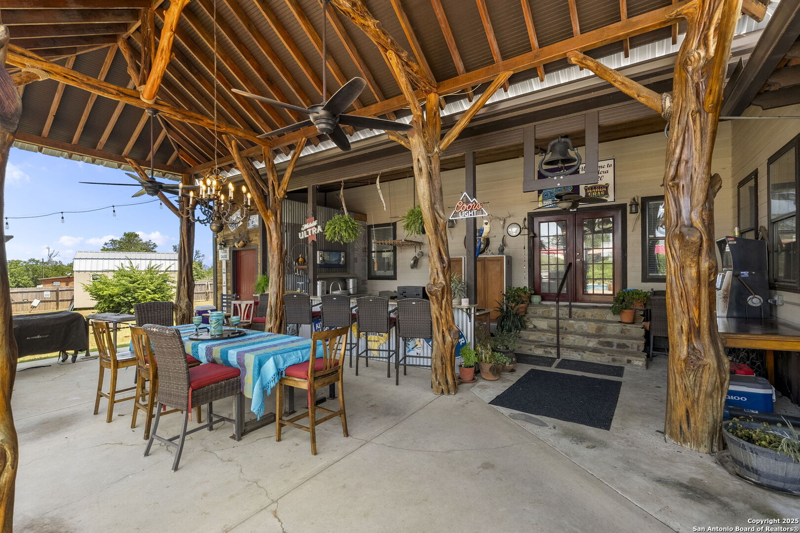main property photo 25