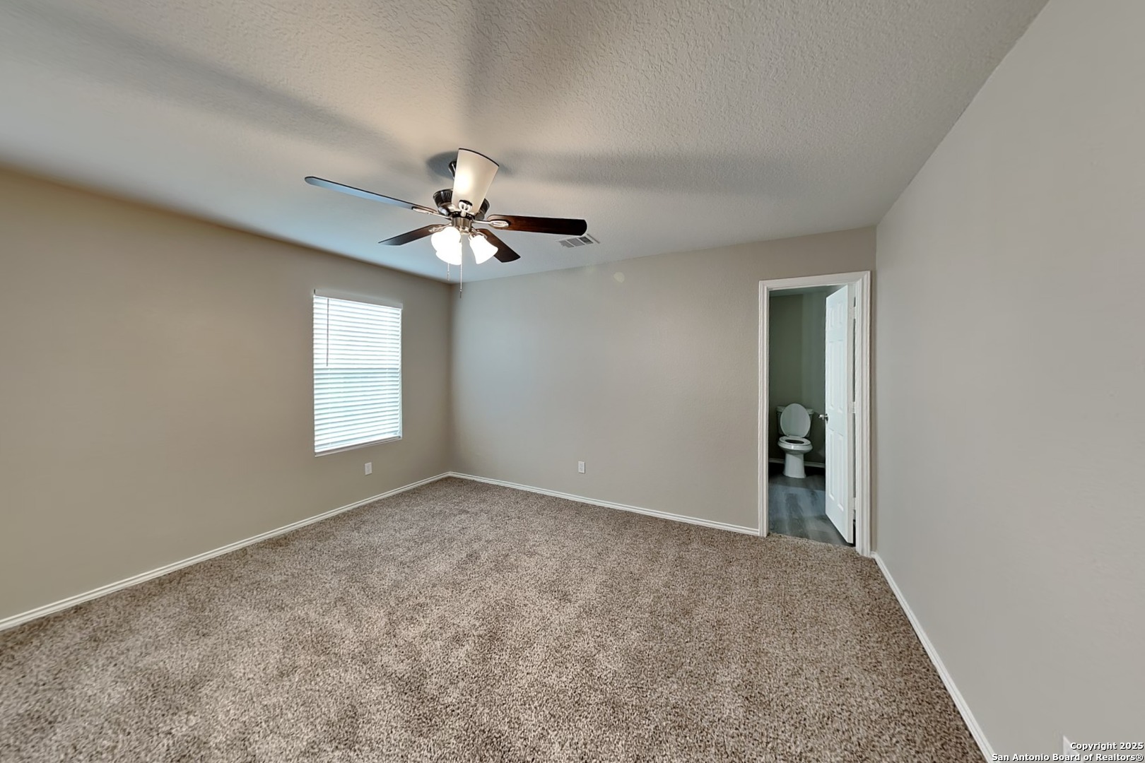 property viewer photo 9