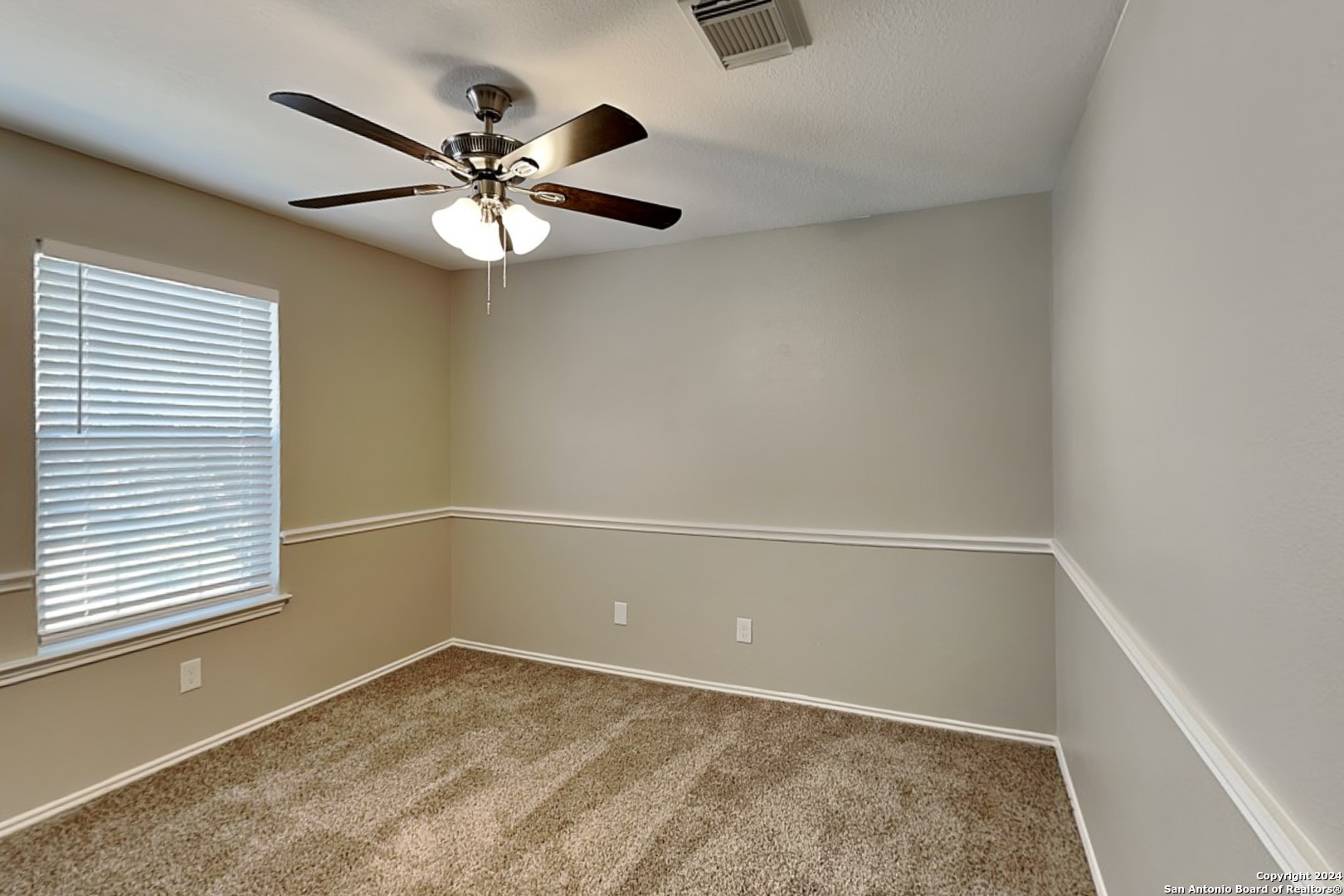 property viewer photo 12