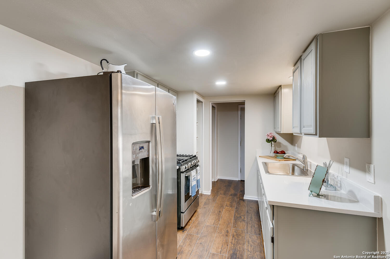 property viewer photo 10