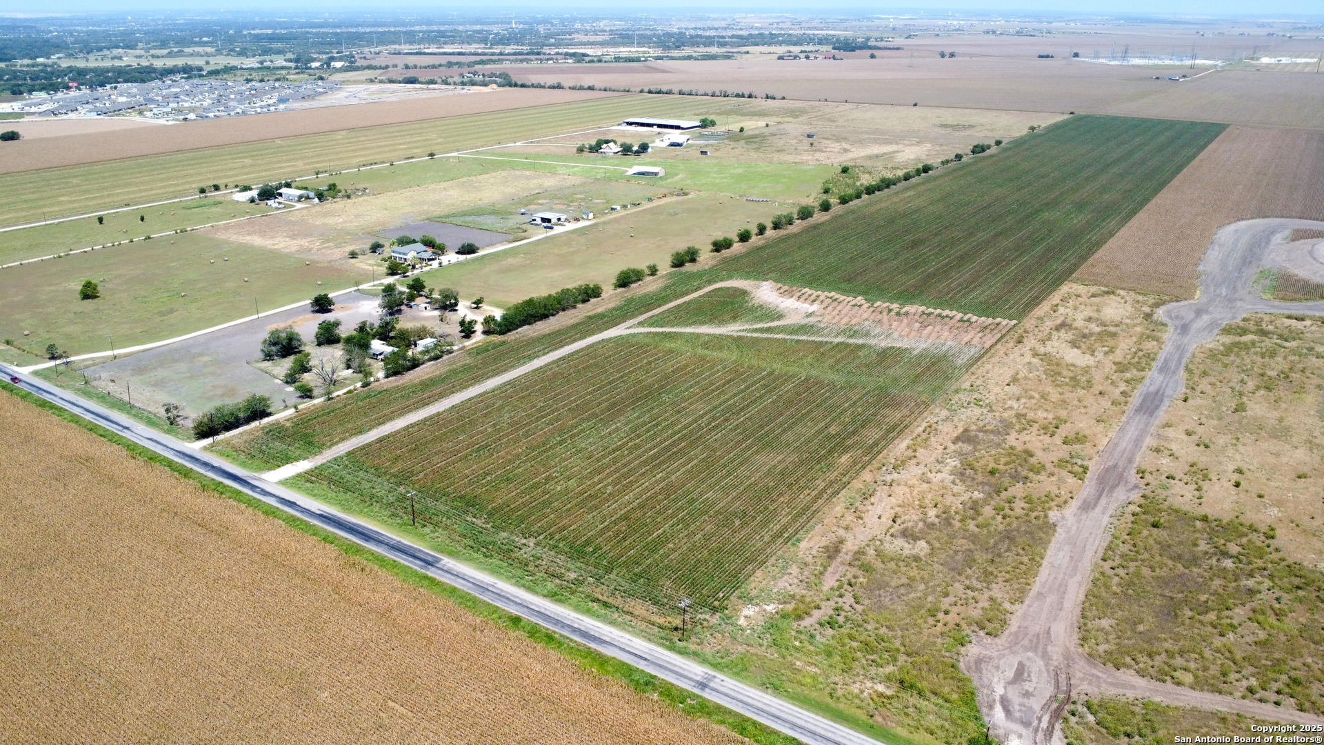 main property photo 4