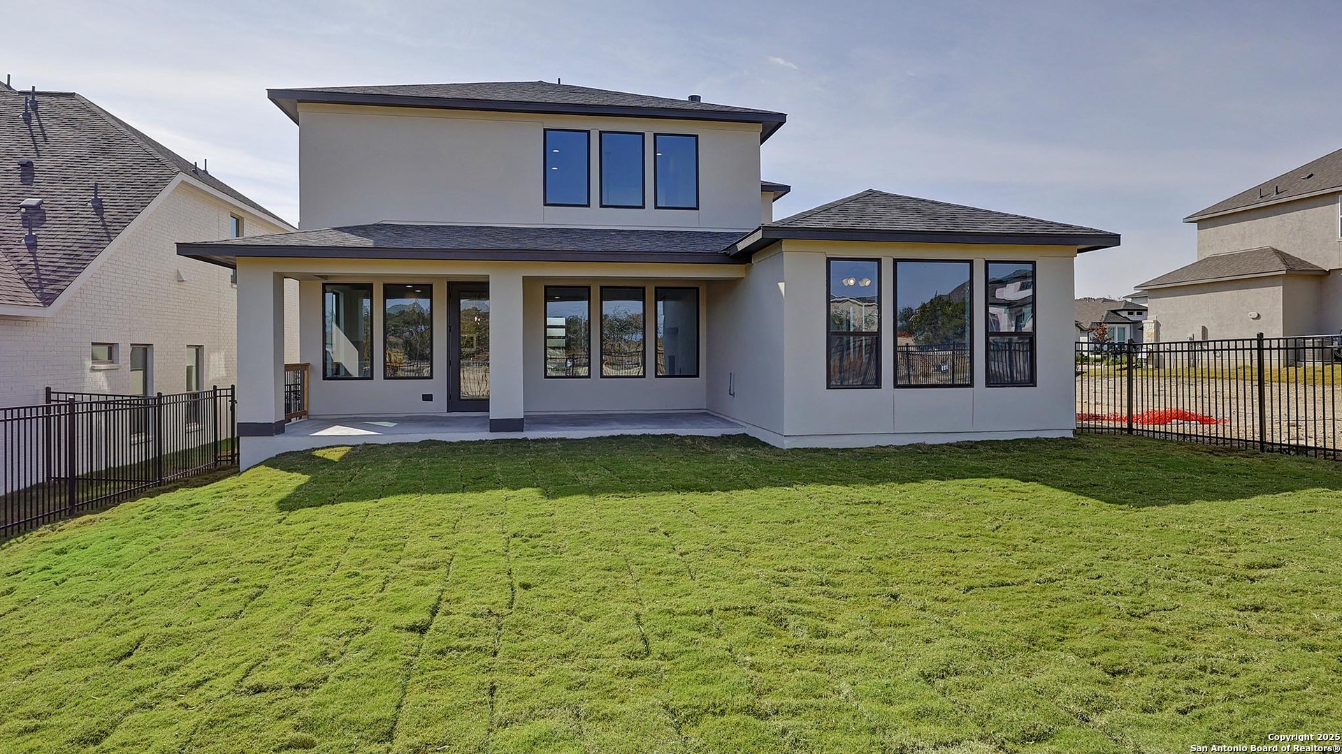 main property photo 20