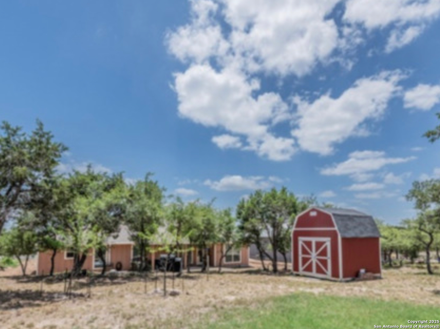 main property photo 26