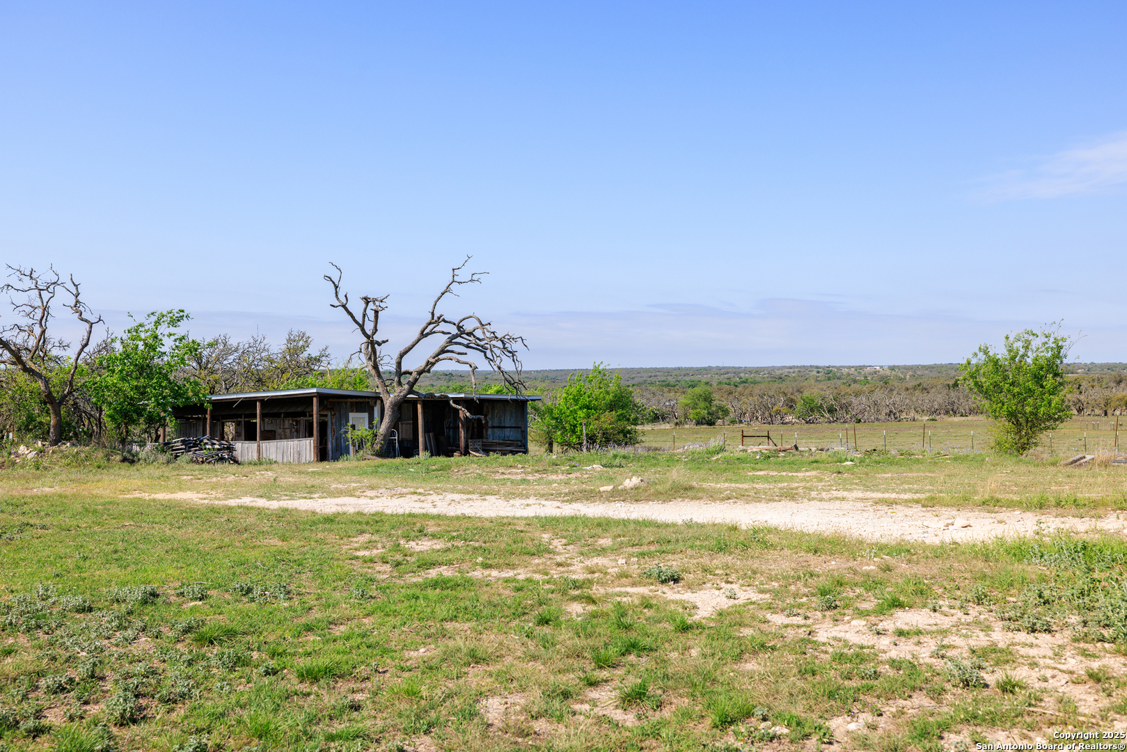 main property photo 21