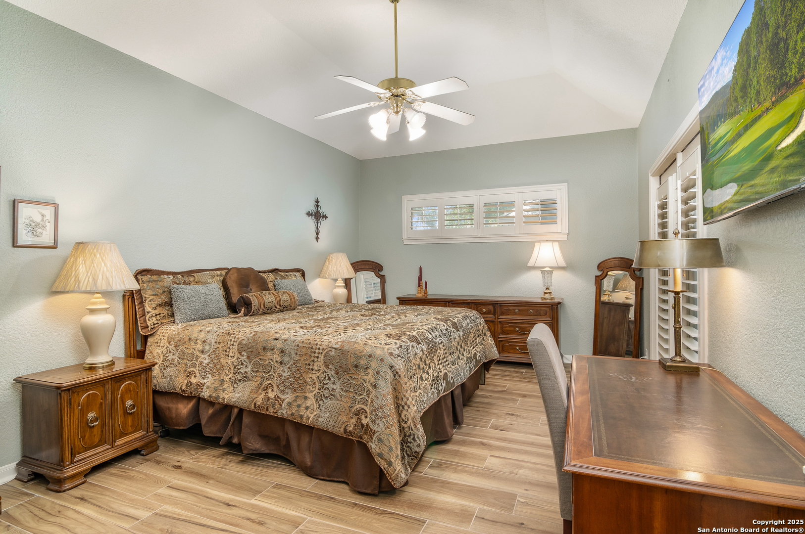 property viewer photo 22