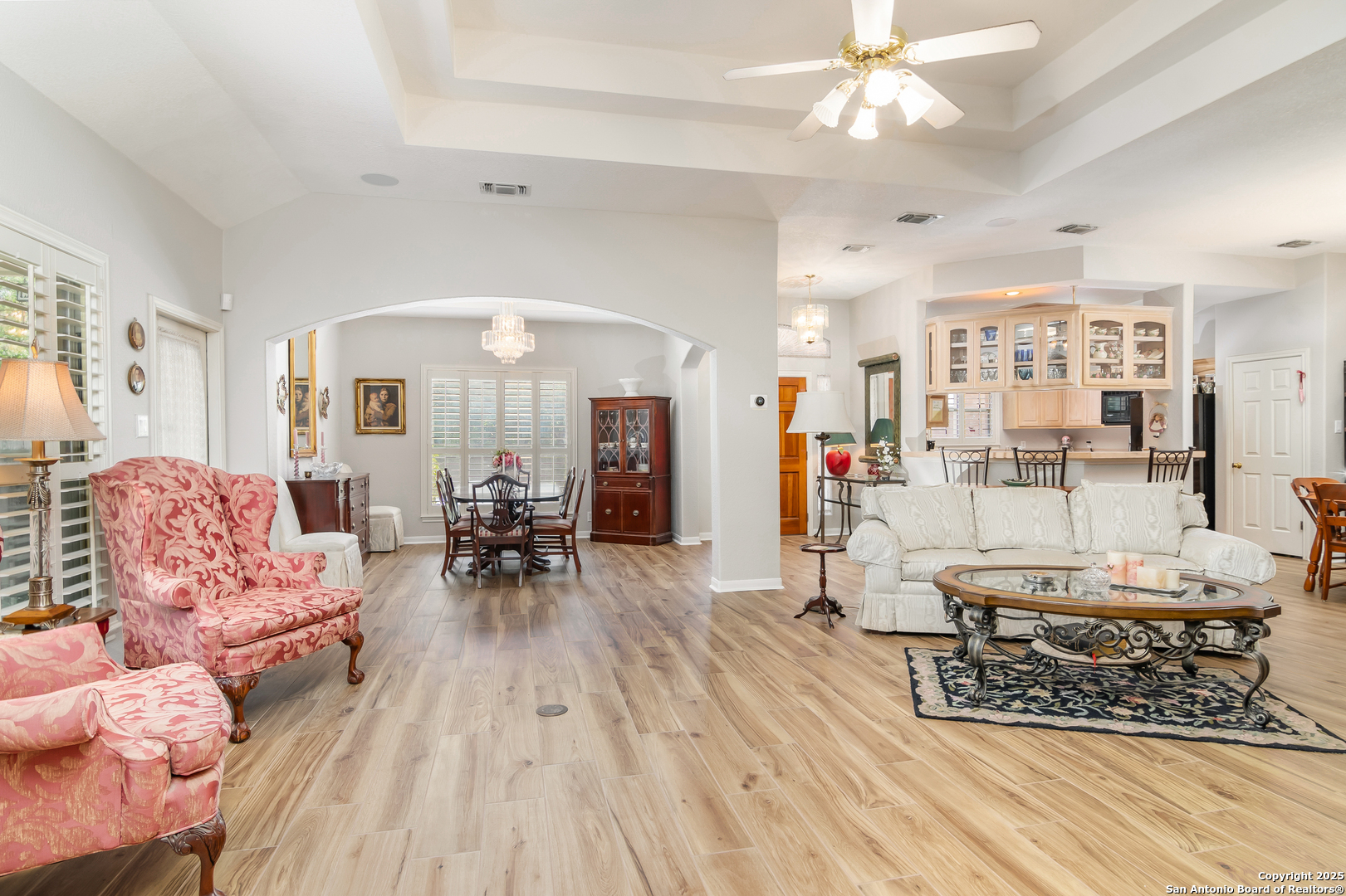 property viewer photo 29
