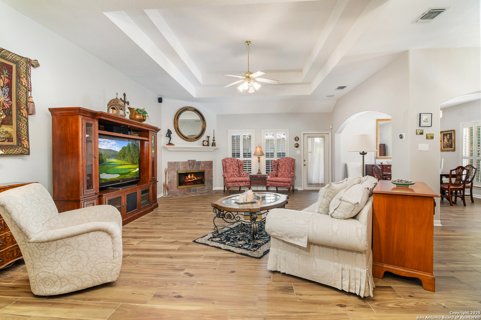 property viewer photo 32