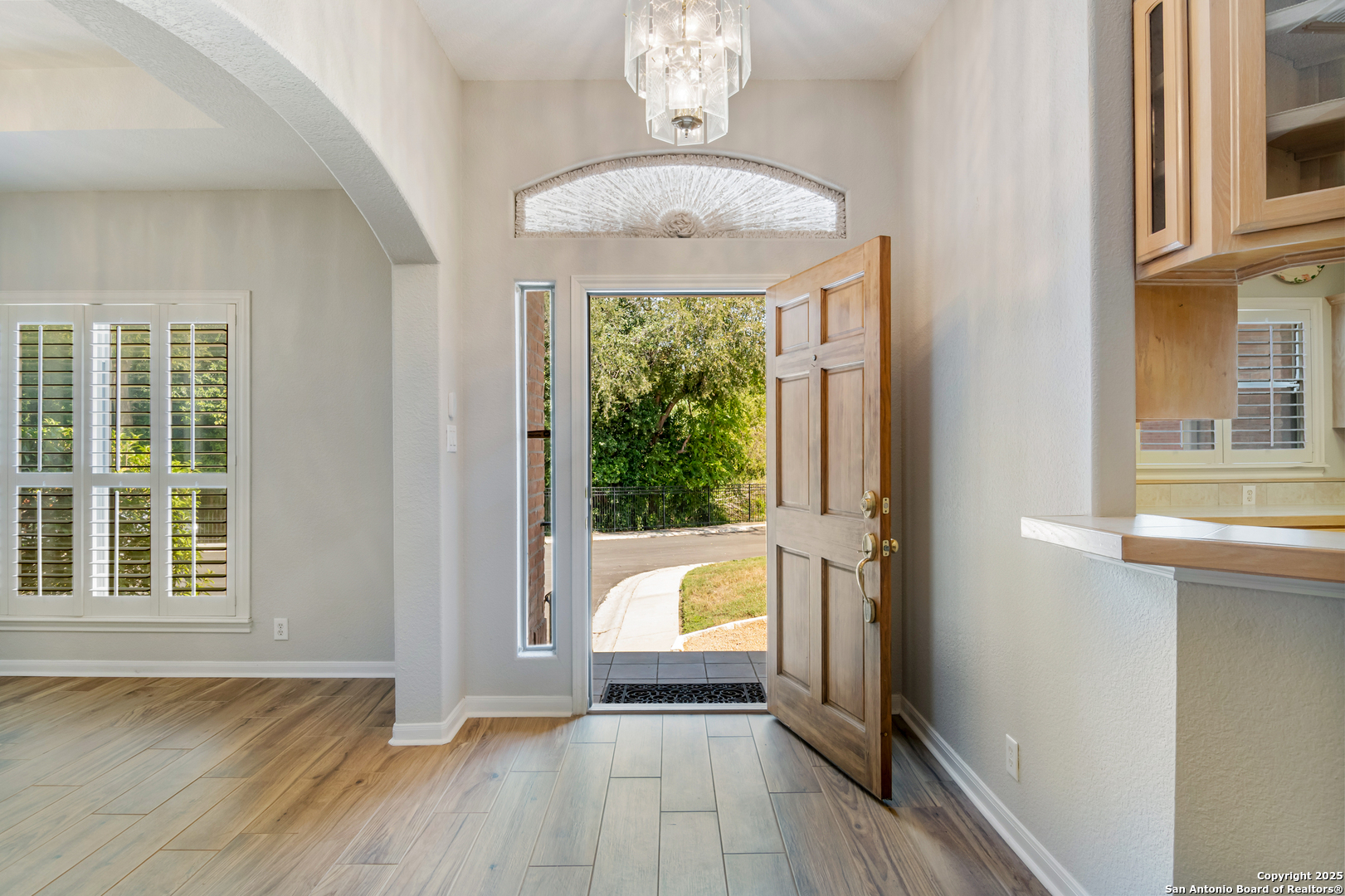 property viewer photo 4