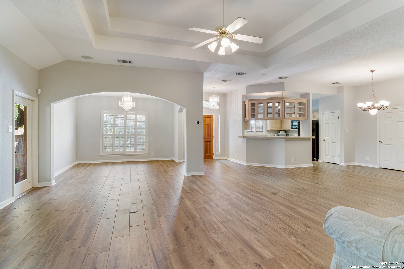 property viewer photo 7